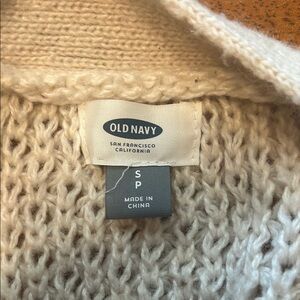 Old Navy Women's Beige Knit Sweater